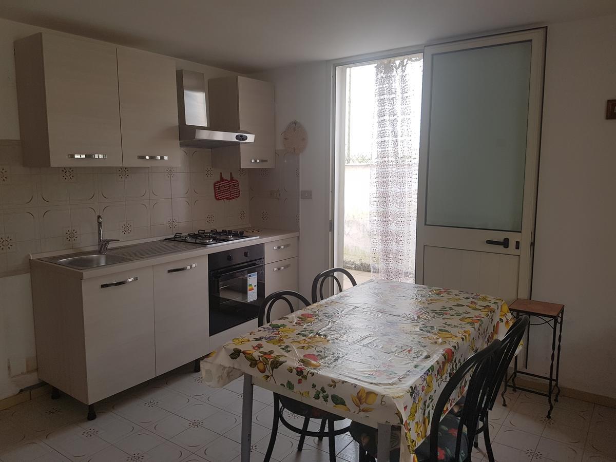 Ws Economy Rooms & Apartment غالّيبولي المظهر الخارجي الصورة